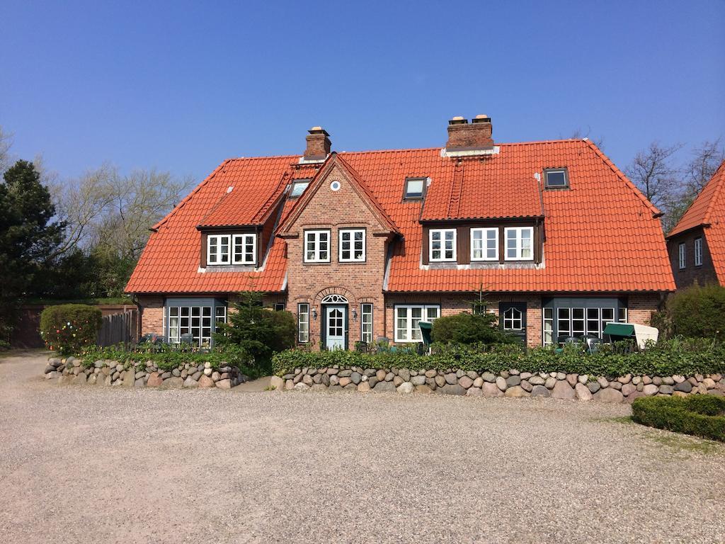 Ferienhaeuser Im Sylter Gartenweg Екстериор снимка