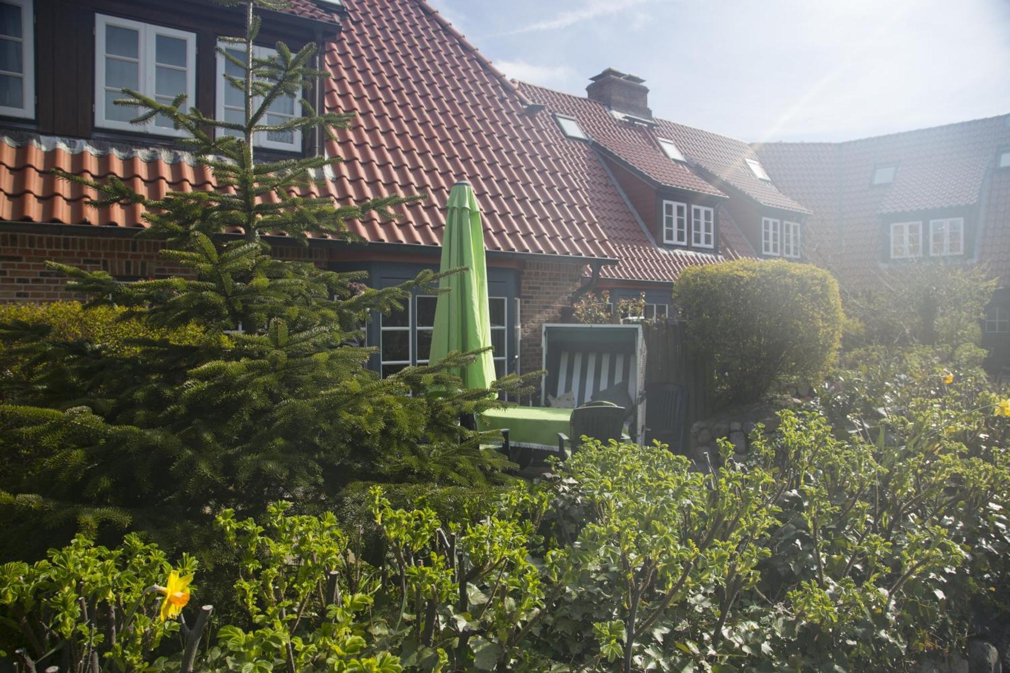 Ferienhaeuser Im Sylter Gartenweg Стая снимка